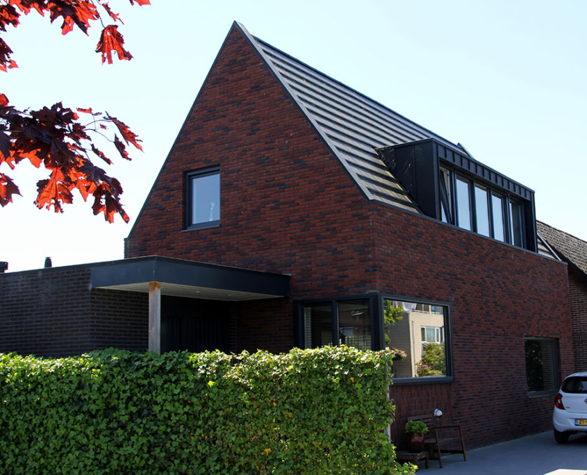 Nieuwbouw Woonhuis aan het water in Vinkeveen